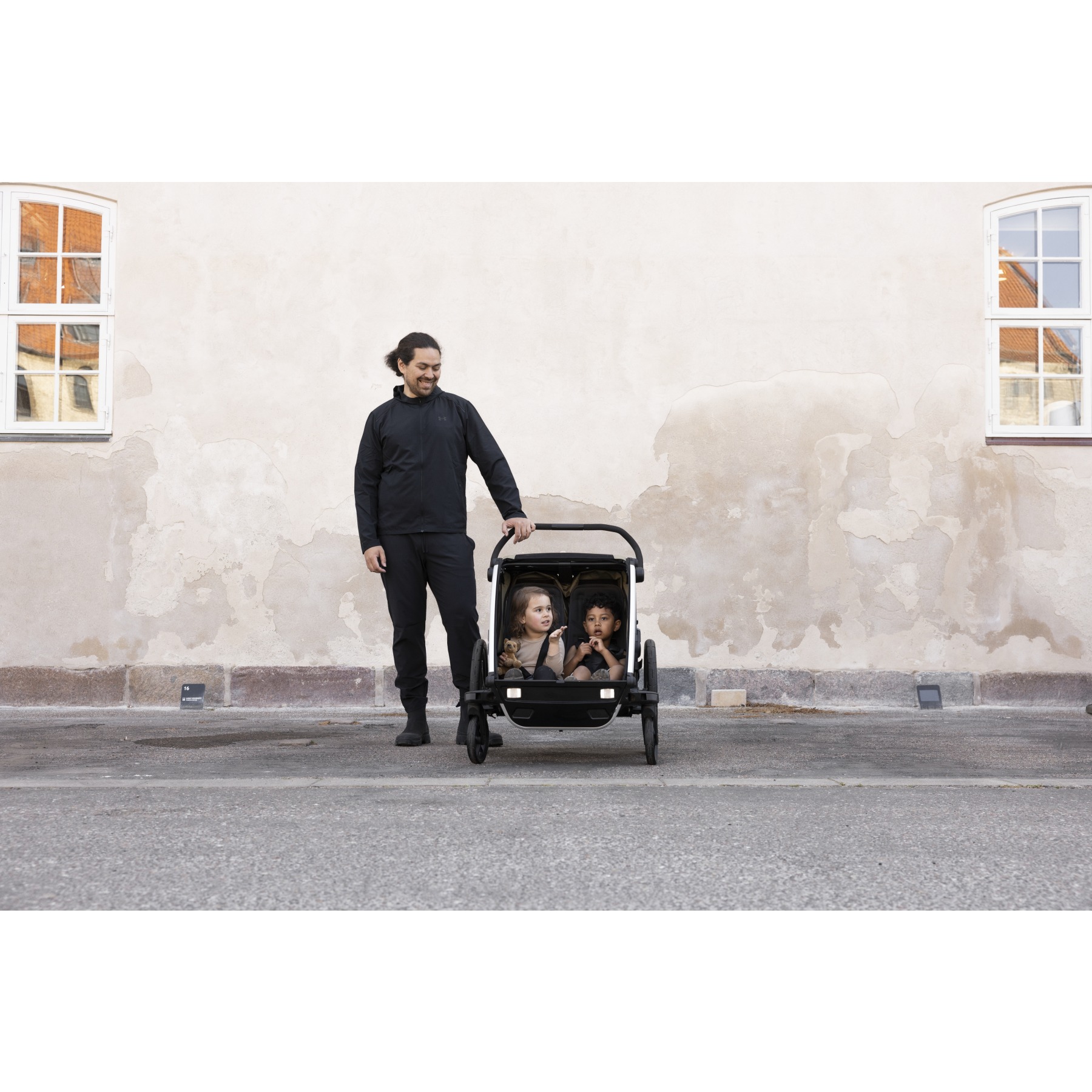 thule chariot cross 2 double bike trailer 2 kids faded khaki 6 1849542