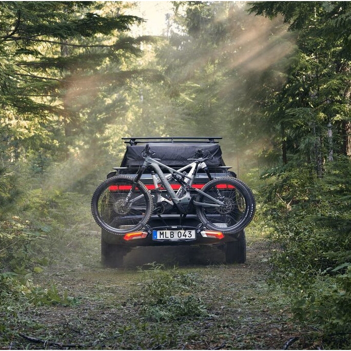 thule epos 2 foldable hitch platform bike rack for 2 bikes black 16 1648298