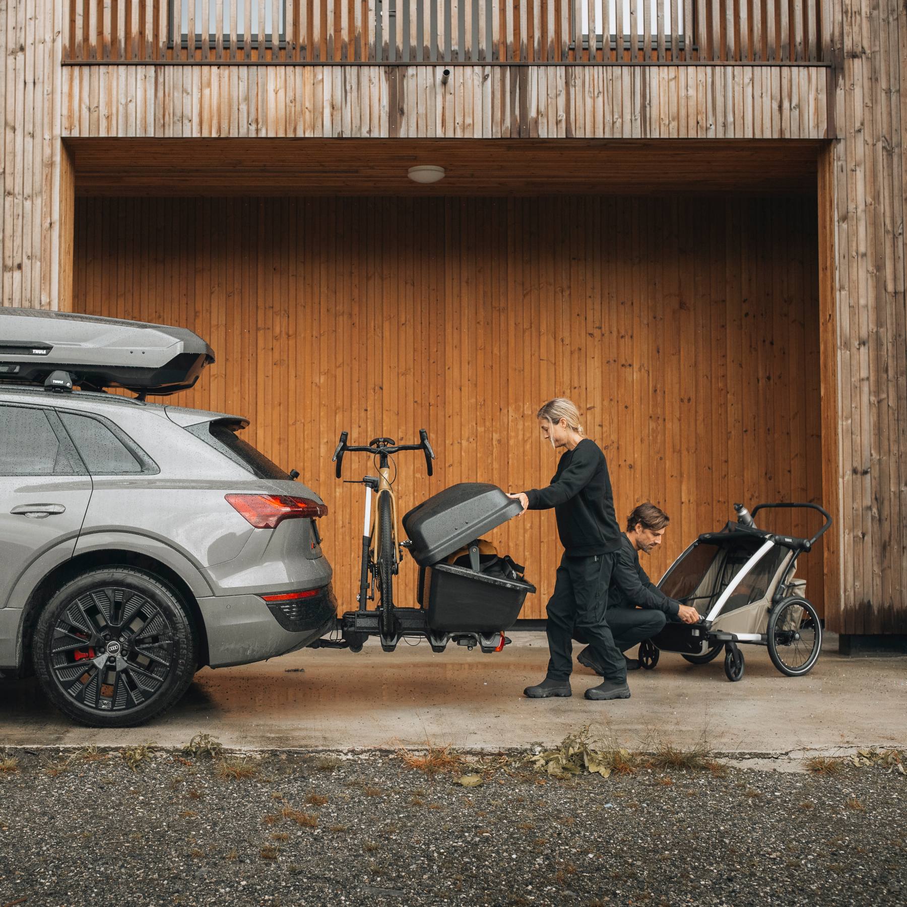 thule santu cargo box for rear bike carrier 16 1885723