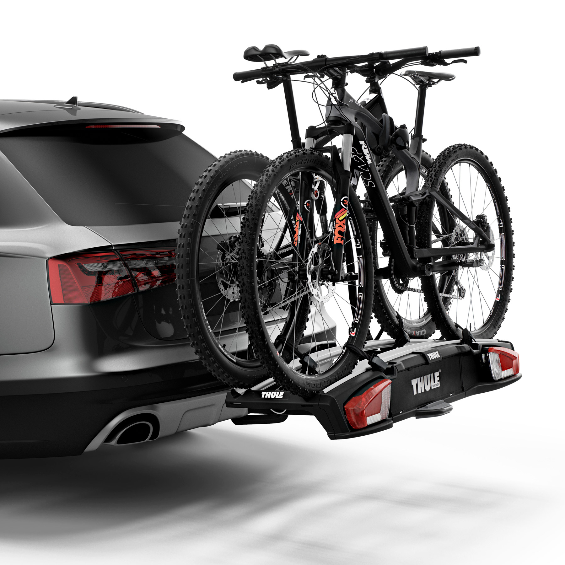 thule velospace xt 2 bike rack for two bikes aluminium 10 1314936